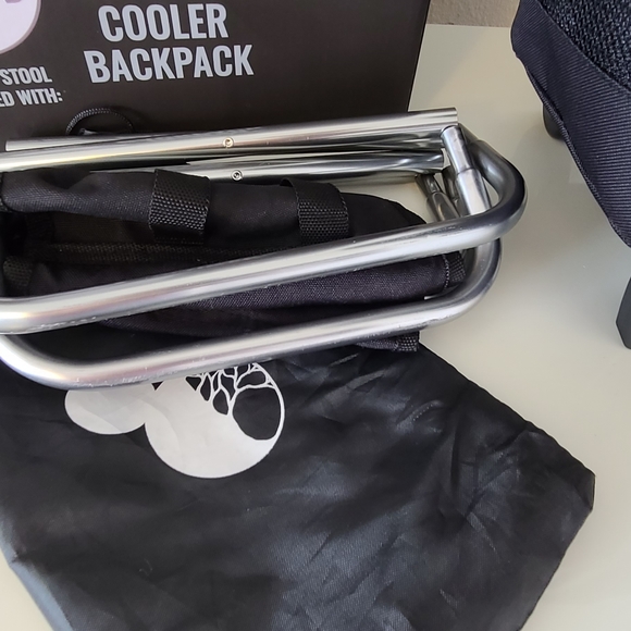 Cooler Backpack With Wheels - Picture 14 of 16